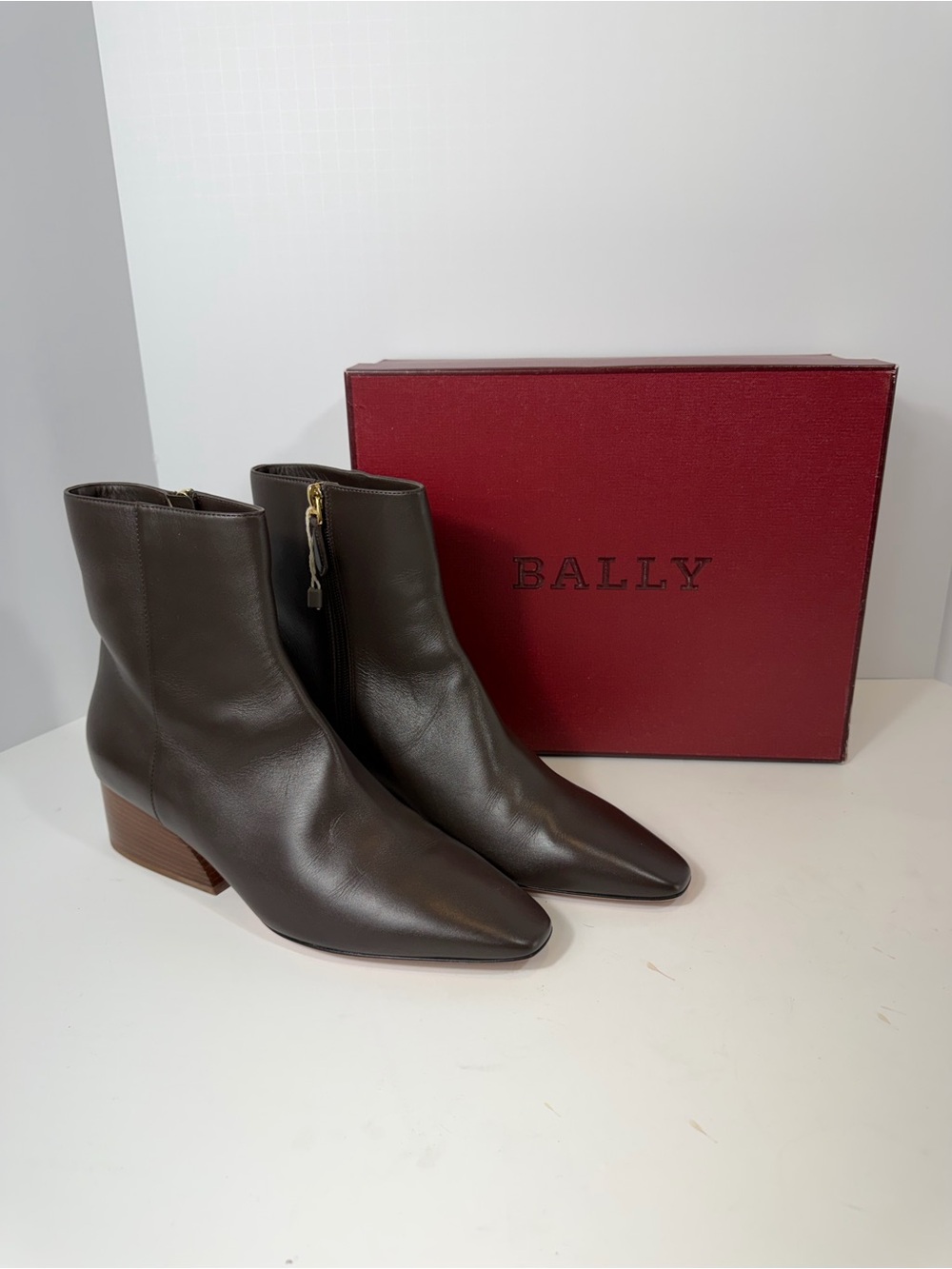 Bally Glenda 45 Ankle Boots Brown Leather Size US 10.5 EU 41 Block Heel